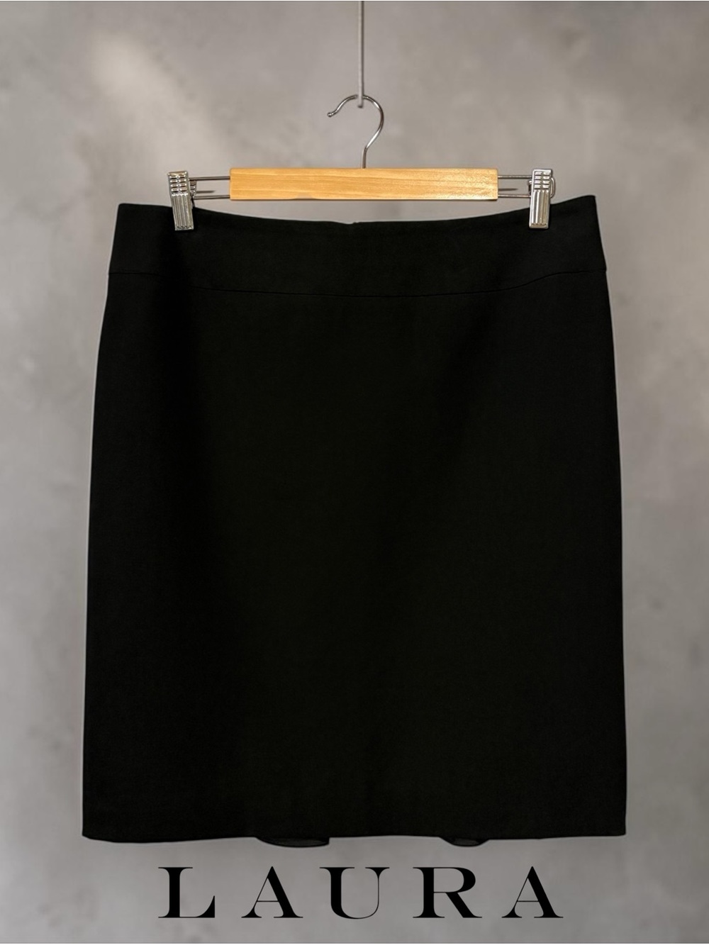 Laura Black Pencil Skirt Size 10 Stretch Career Office Lined Classic Knee Length
